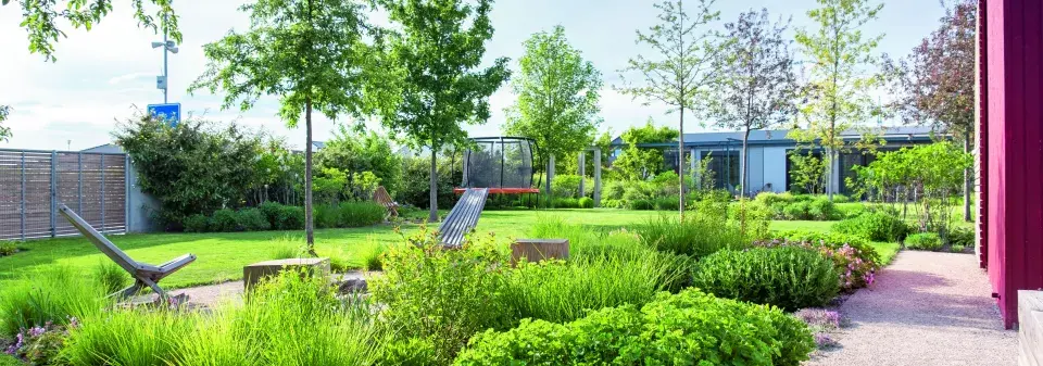 Zahrada s tělocvičnou