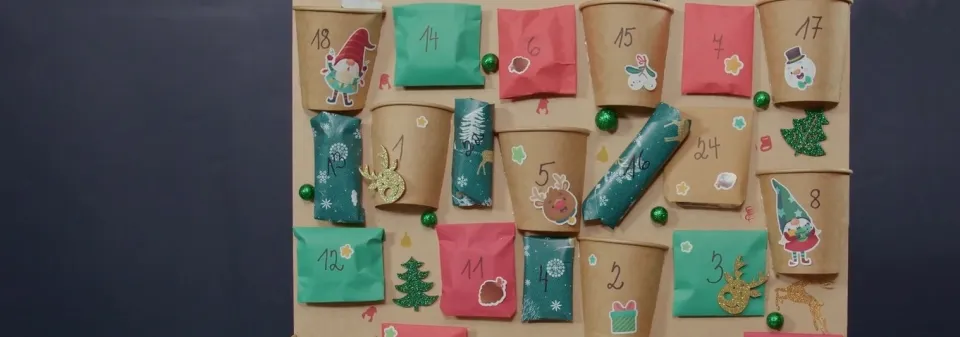 Neuvěřitelná proměna adventních kalendářů. Od křídy až po luxusní vánoční poklady