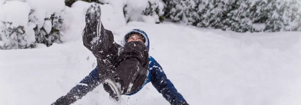 Jaké bude počasí o víkendu? Typicky zimní, ale i s nebezpečnými jevy