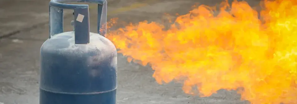 Jaké nebezpečí představuje nesprávně uskladněná plynová bomba?