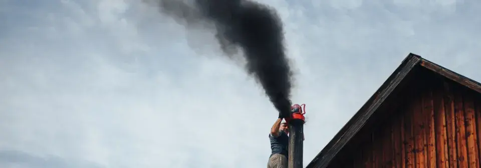 Jak zkontrolovat komín před topnou sezonou a na co si dát pozor