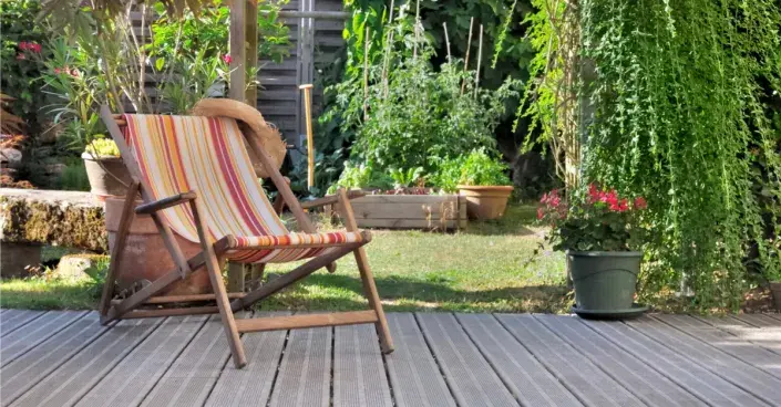 Skládací křeslo na terase Skládací křeslo na terase
