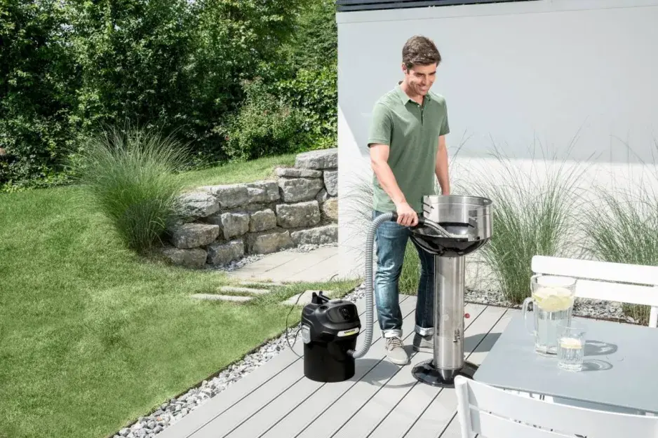 Bateriový vysavač na popel Kärcher AD 2