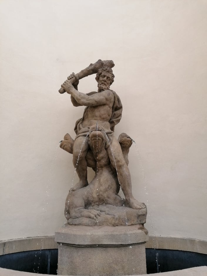 Herkules bojující s Ládónem