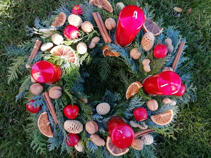 Adventní věnec Adventní věnec
