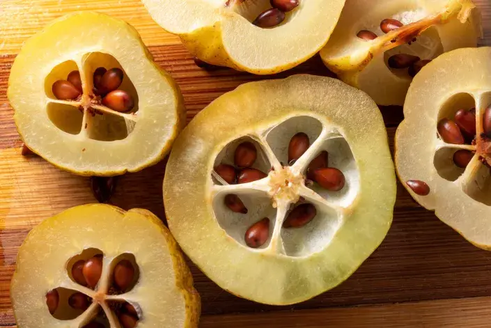 Plod kdoulovce je velmi dekorativní Plod kdoulovce je velmi dekorativní