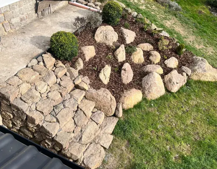 stavba skalky a schodů stavba skalky a schodů