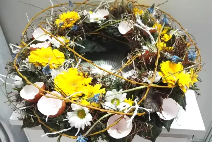 Velikonoční věnec na dveře