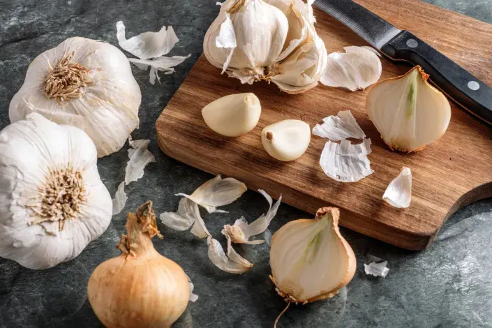 Cibulové a česnekové slupky