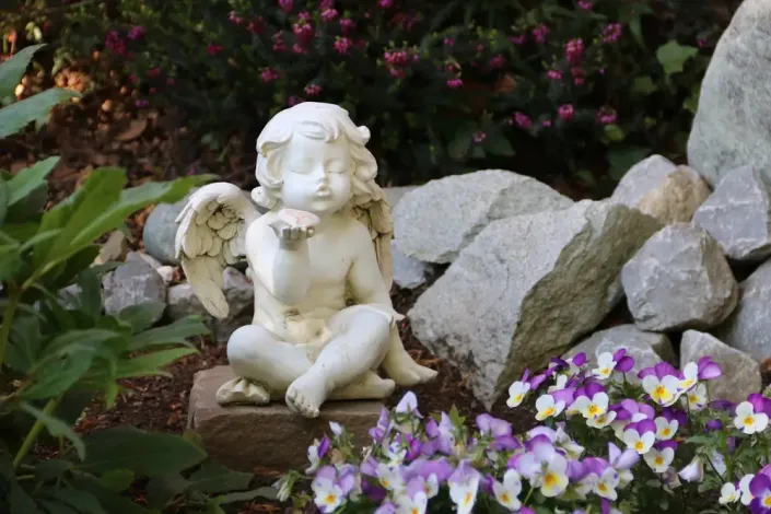 Osázení hrobů  Osázení hrobů