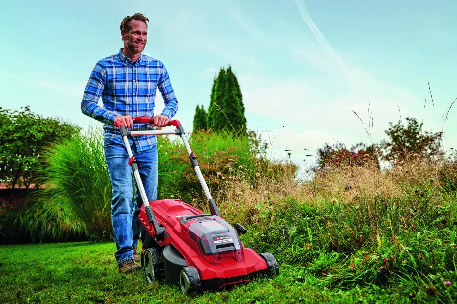 Jak udržet trávník zdravý po celý rok