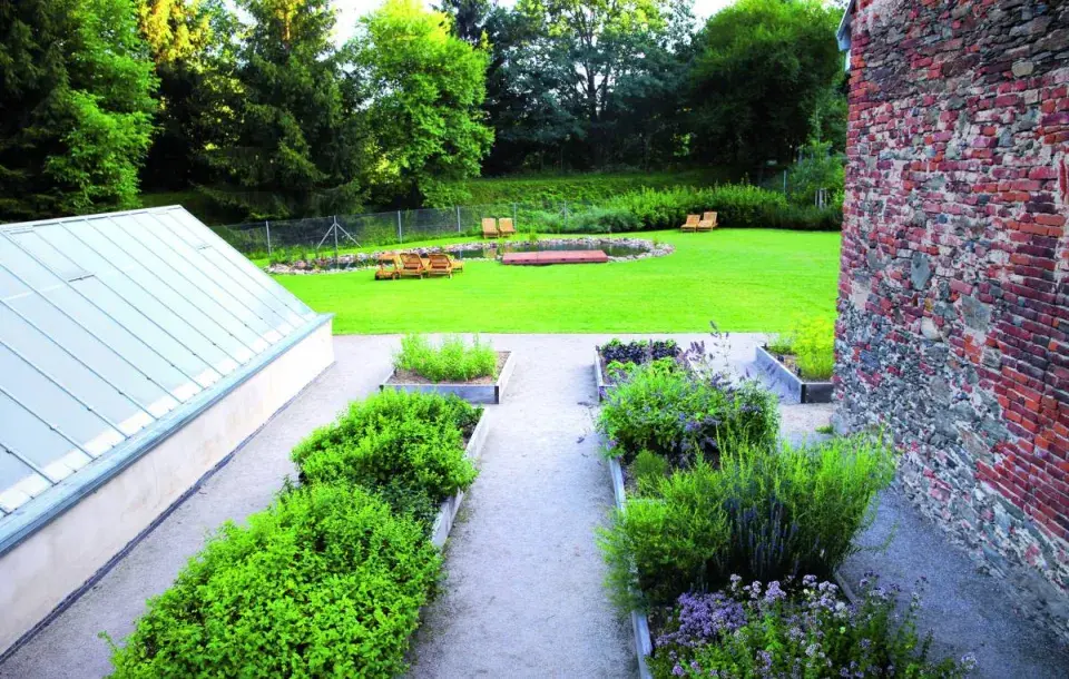 Park zámku Mitrowicz