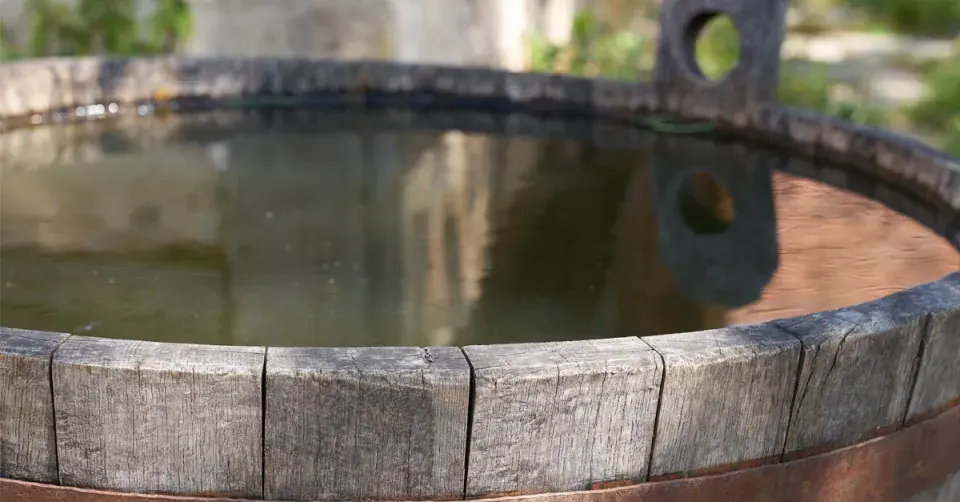 Sud s dešťovou vodou