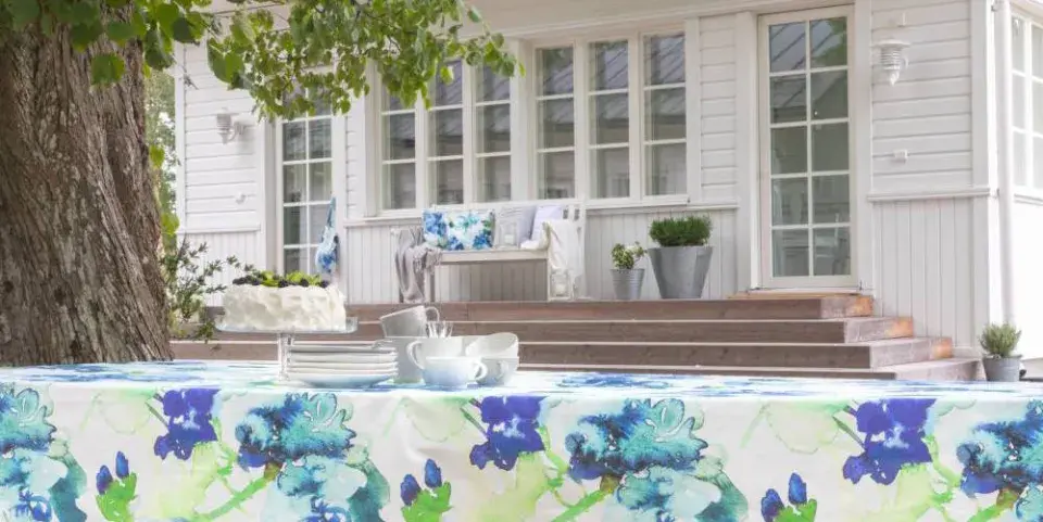 Jídelna na zahradě