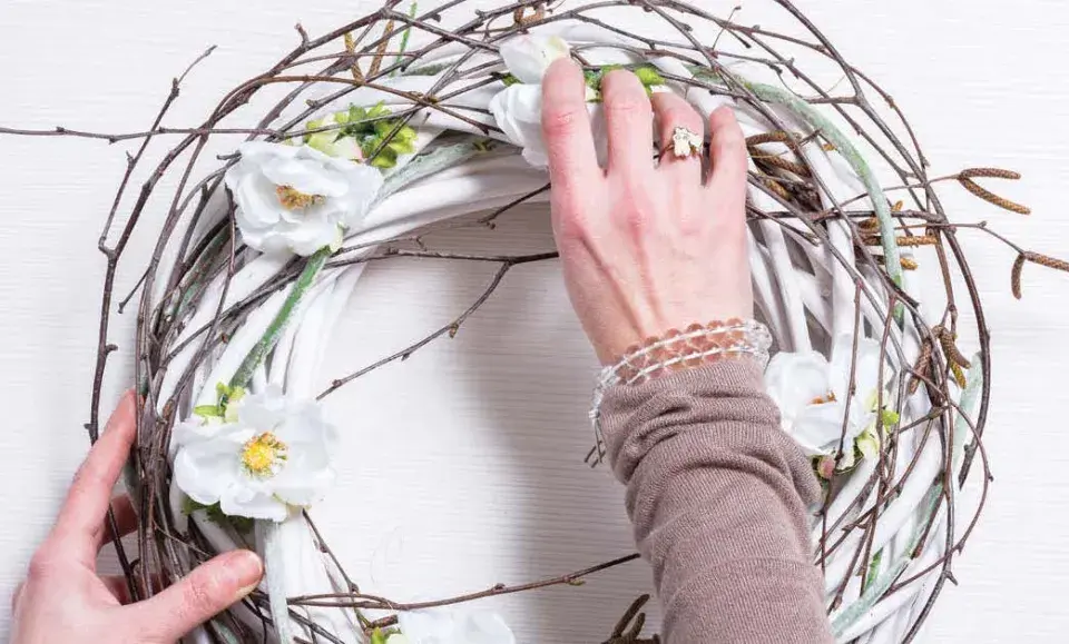 Zapletení umělých květů