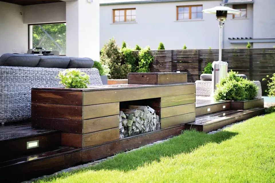 Úložné prostory na terase