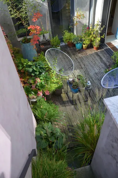 Pohled na atrium shora