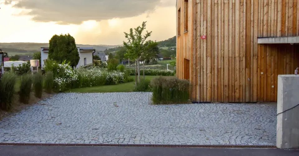 Příjezdový prostor