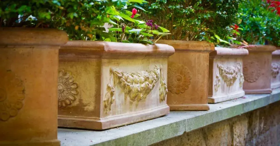 Truhlíky z terakoty