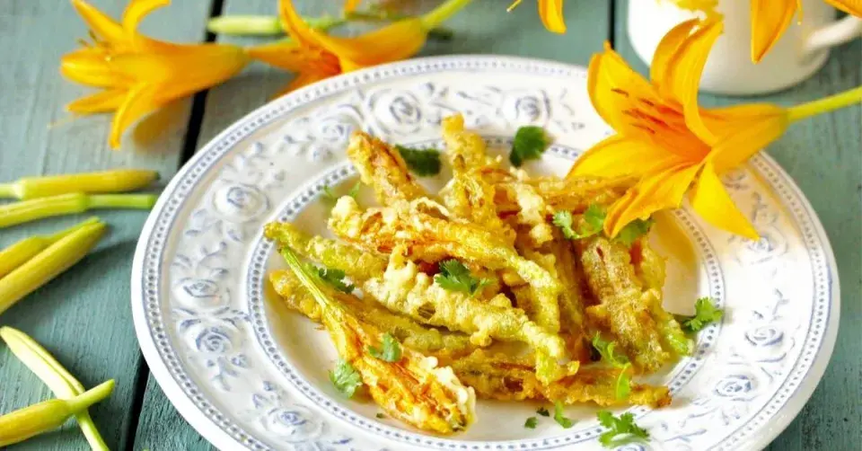 Osmažené květy denivky