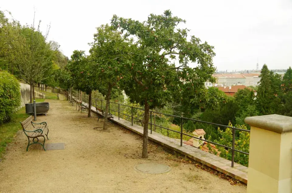 Velká Fürstenberská zahrada - jedna z deseti teras