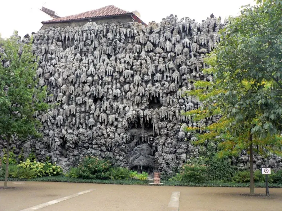 Valdštejnská zahrada v Praze - Grottová stěna