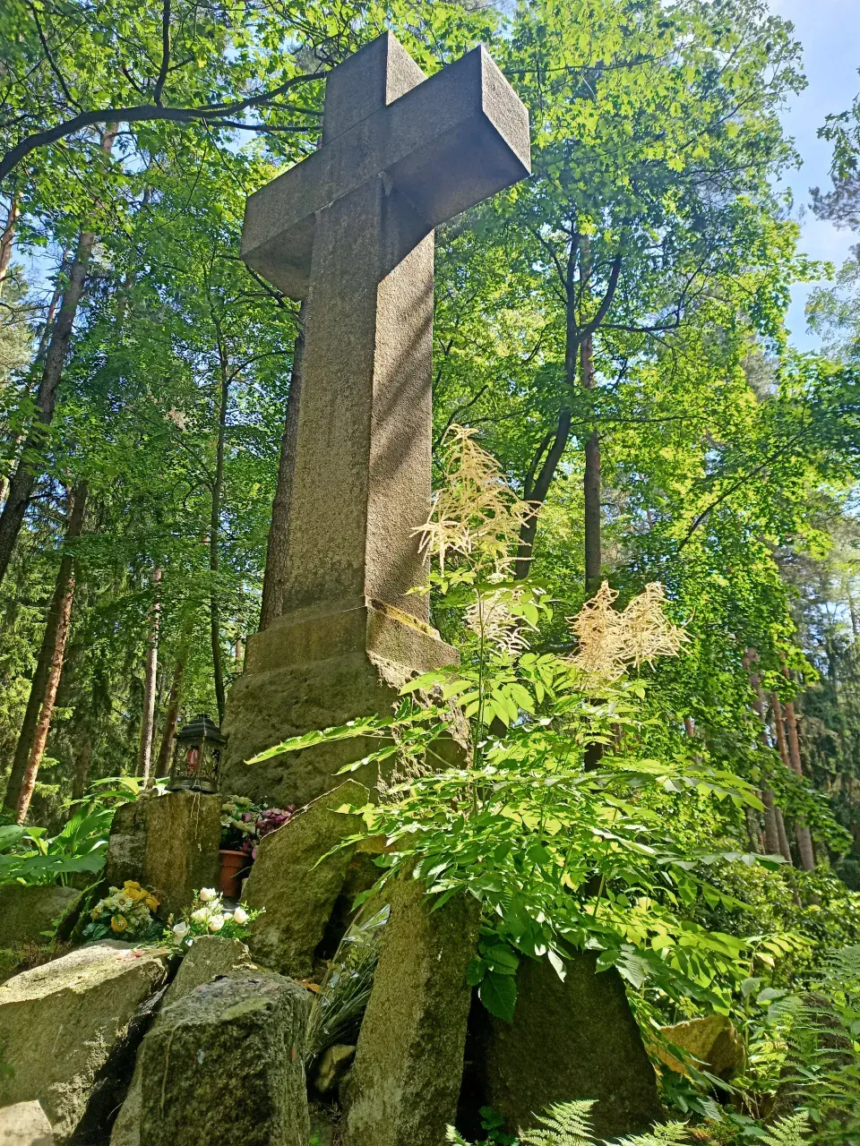 Lesní hřbitov Nový Bor