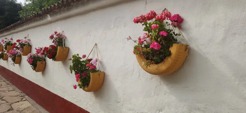 Pneumatiky osázené