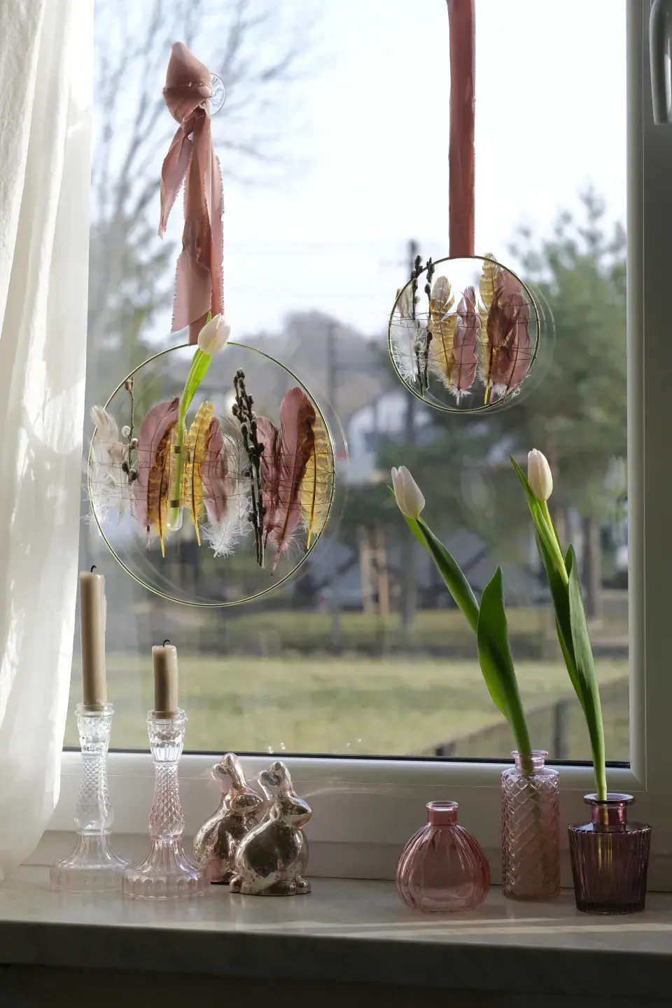 Peříčkové závěsy