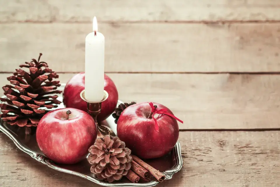 Tradiční vánoční svícen