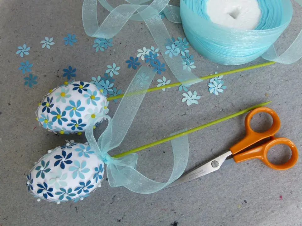 Hotový zápich ozdobte mašlí