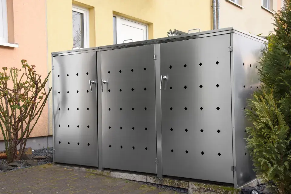 domeček pro popelnice