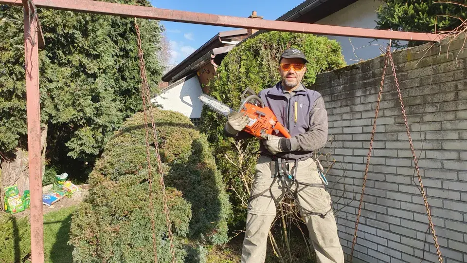 Na návštěvě zahrady u horolezce Radka Jaroše