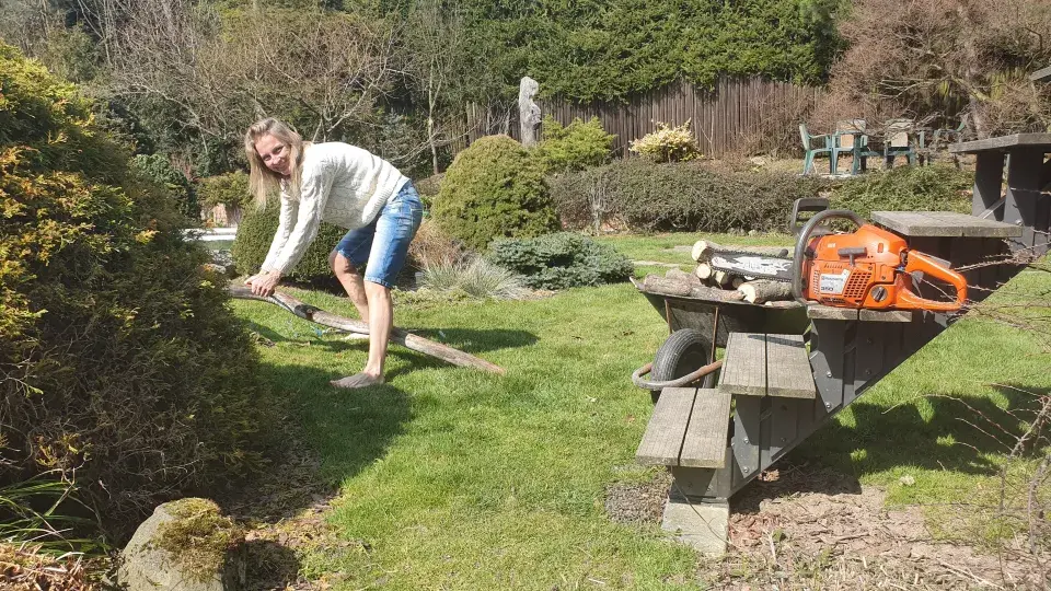 Na návštěvě zahrady u horolezce Radka Jaroše