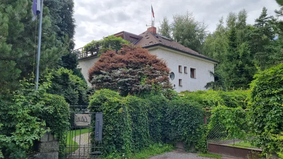 Na návštěvě zahrady u horolezce Radka Jaroše