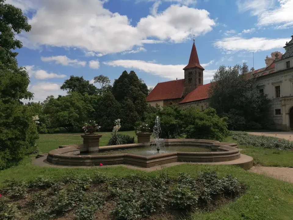 pohled na Velké nádvoří