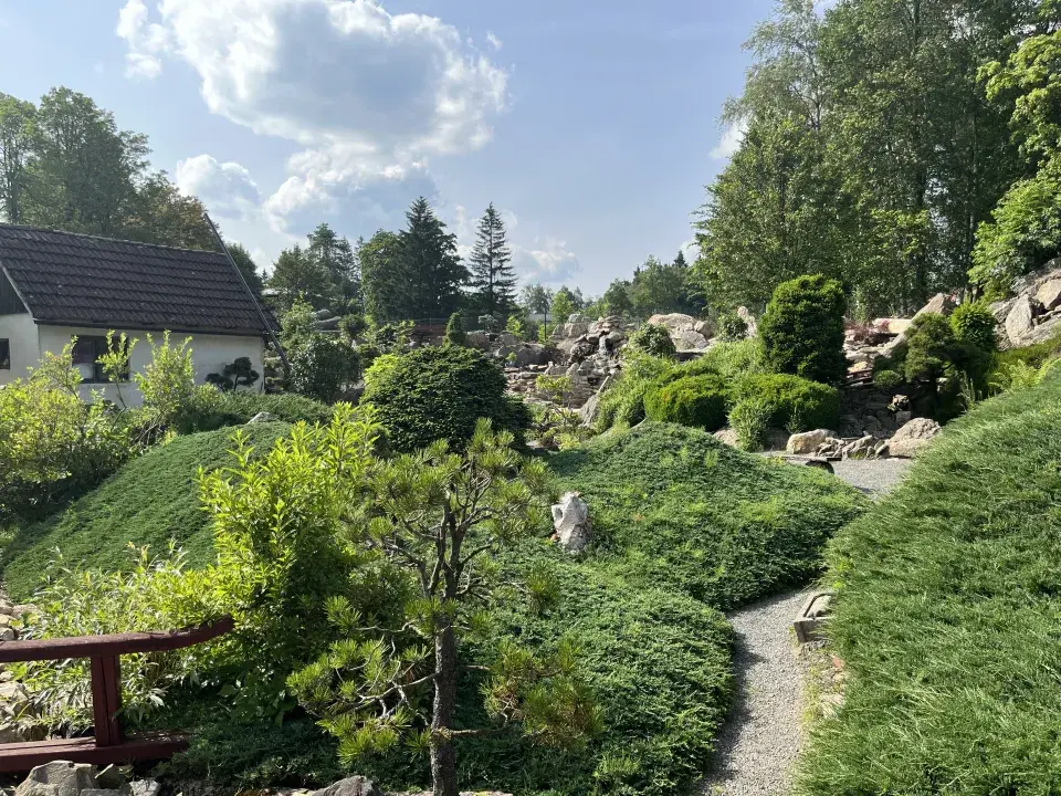 Japonská kamenná zahrada ve Sněžném na Vysočině