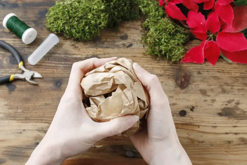 Výroba vánoční dekorace