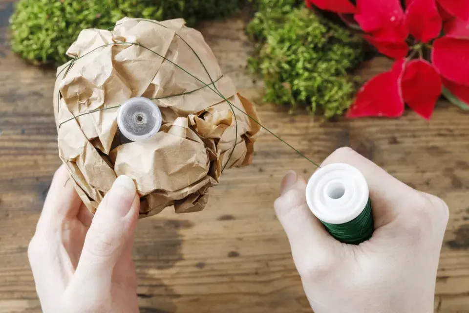 Výroba vánoční dekorace