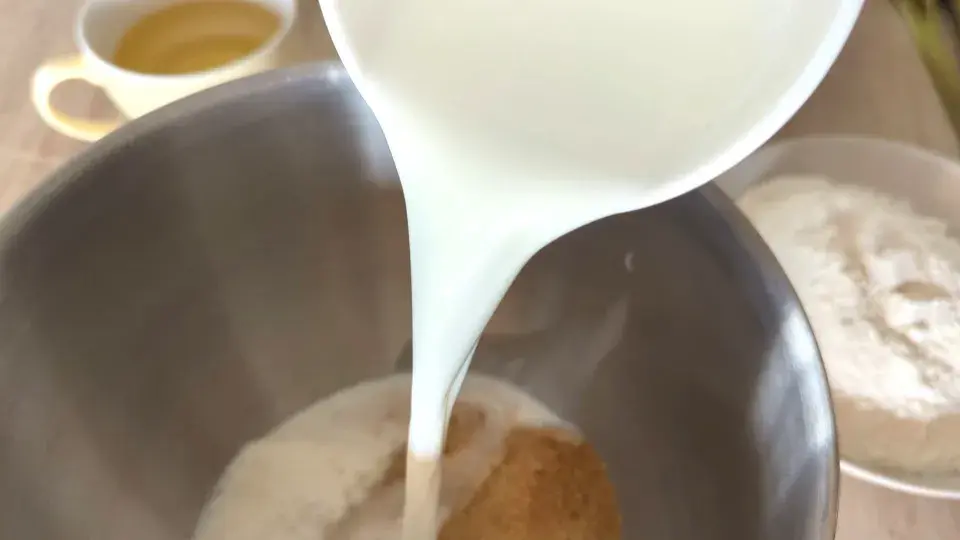 Hrníčkový recept na rebarborovou bábovku