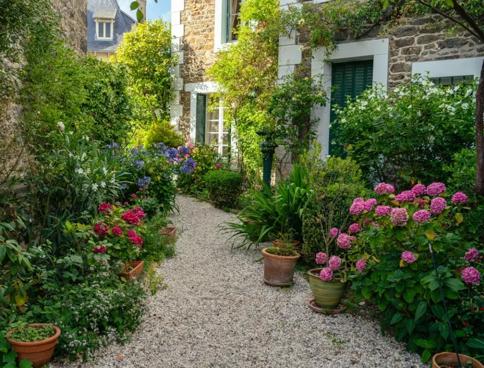 Okrasná zahrada v anglickém stylu