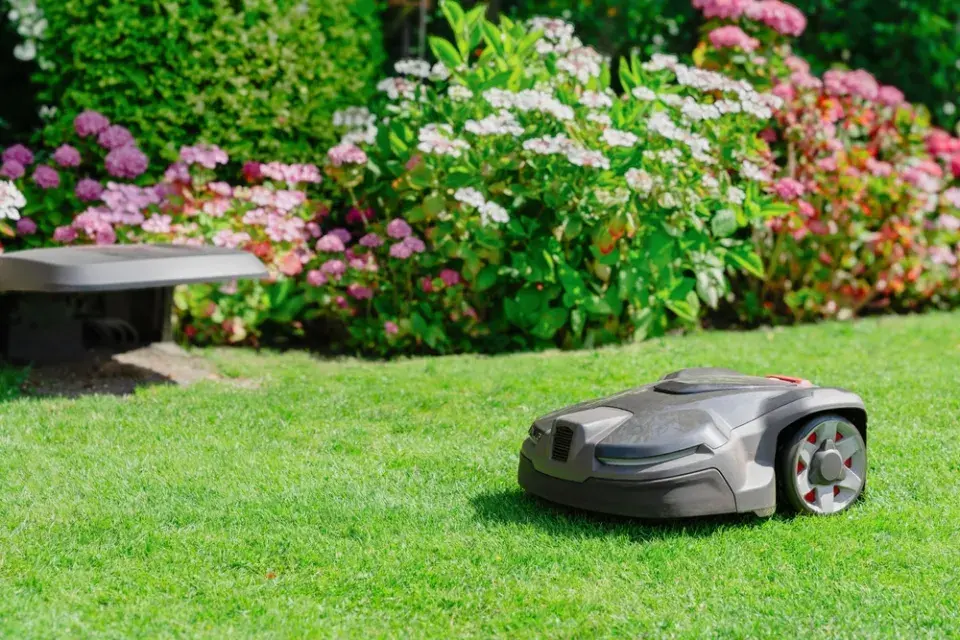 Robotická sekačka