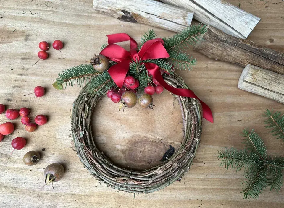 věnec z přísavníku DIY