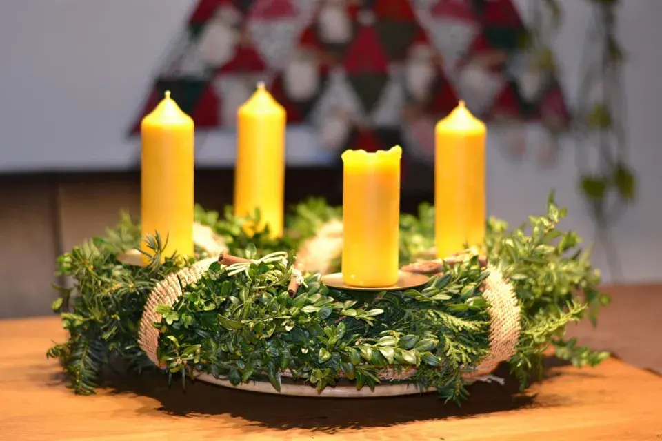 Jednoduchý adventní věnec