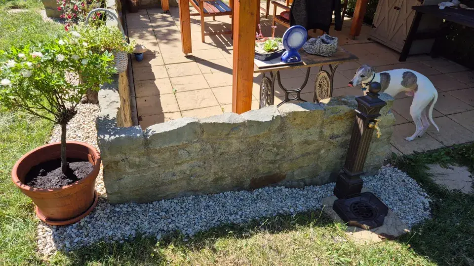 Aleš Cibulka a jeho zahradní relax na chalupě