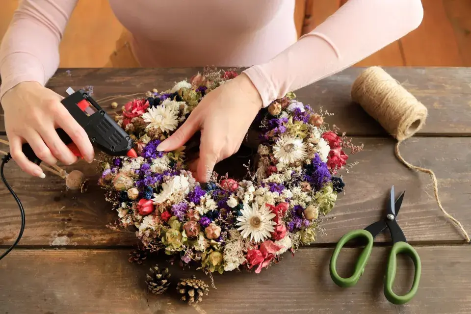 Práce se sušenými květinami