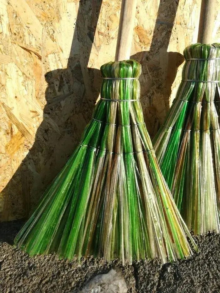 Recyklace a upcyklace PET lahví