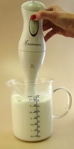 Krém pak našlehejte 