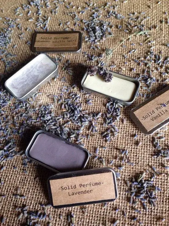 Tuhý levandulový parfém 