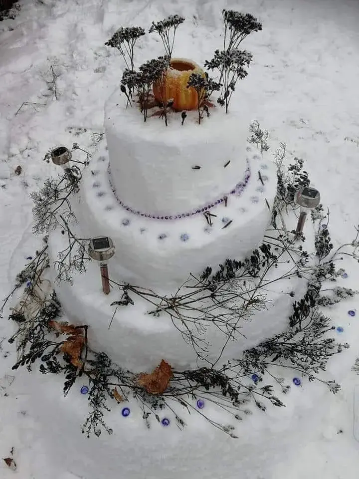 Jak udělat zimní sportoviště na zahradě a zabavit děti?